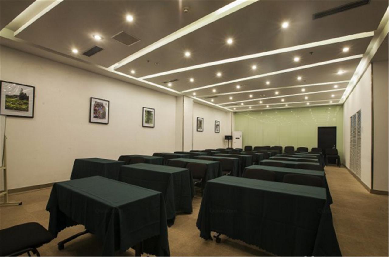 Fairyland Hotel Shanghai New International Exihibition Centre South Yanggao Road Metro Station Exteriör bild